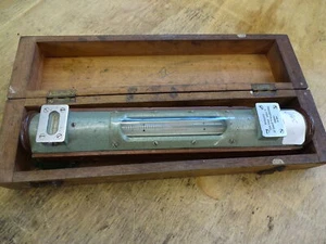Cooke Troughton and Simms 12" vee feet machine level / cased - Picture 1 of 8