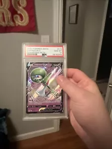 Gardevoir V 16/73 Champions Path Holo - Bild 1 von 3