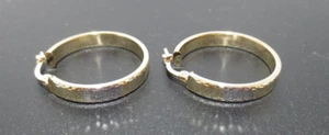 STUNNING 10K TRI-COLOR HOLLOW HOOP EARRINGS  1.63 grams (G126232-4) - Picture 1 of 11