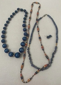 Pendientes collares de cuentas vintage de piedra oxidada azul marino de los años 80 - Imagen 1 de 6