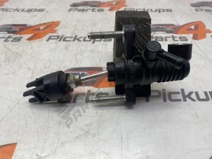 2007 Toyota Hilux HL3 Clutch Master Cylinder 2006-2015 314200K012 - Picture 1 of 7