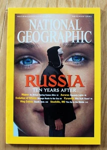 National Geographic November 2001; Russia; Hippos; Auroras; Whales; Pyramids - Picture 1 of 11