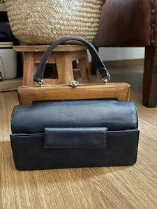 Borsetta blu vintage mini in pelle 70s vtg navy leather mini bag - Foto 1 di 5