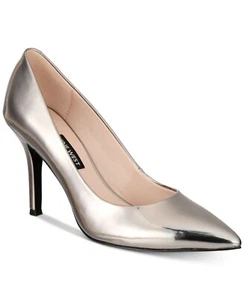 Zapatos de salón clásicos Nine West para mujer de cuero liso con punta, plateados 1, talla 9 M - Imagen 1 de 5