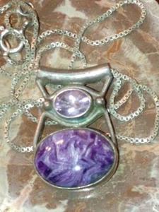 Collar colgante deslizante Sajen de plata de ley 925 y amatista púrpura Charoite - Imagen 1 de 8