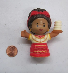 Nuevo Fisher Price Little People MUJER HISPANA NIÑA DOLORES con Arco Rojo Encanto - Imagen 1 de 4