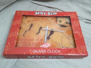 Betty Boop Troupe De Mlle Églantine Hanging Wall Clock 2008 - Picture 1 of 4