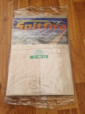 1/10 DEAGOSTINI Problema 42 Costruzione il Tuo RC Radiocomandato Spitfire Model - Immagine 1 di 2