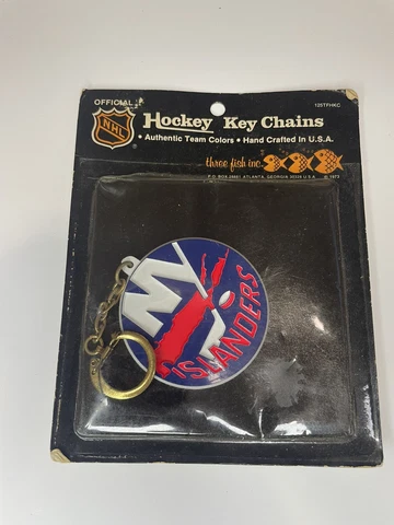 New York Islanders Mini Hockey Puck Team Logo Keychain Cover