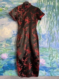 Chinesisches langes Kleid schwarz rot Gr. S Figurbetont - Bild 1 von 8