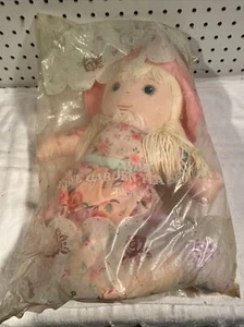 24" AVON RACHAEL ANN ROSA RELLENO JARDÍN SET DE TÉ MUÑECA 1991 NUEVO SELLADO - Imagen 1 de 7