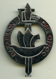 Insigne parachutiste, 2  Bon.  de  CHOC  ( 44x63 , lettres rouges ) - Imagen 1 de 1