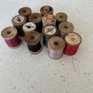 Filo da cucire cucchiaio vintage in legno colori assortiti - Foto 1 di 1