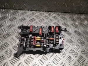 MINI CLUBMAN F54 Fuse Box Module 9360501 - Picture 1 of 4