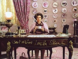 Imelda Staunton - Actress - Signed Photo - COA (24786)