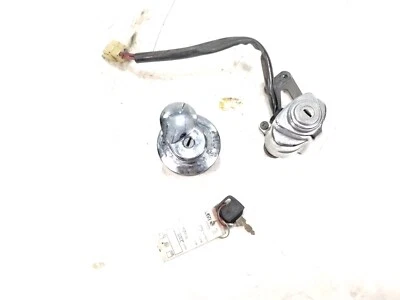 2005 Honda VTX1300 R S Lock Set Ignition Switch Lock & Key - Image 1 of 4