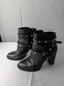 Valentino Garavani Rockstud Ankle Boots Black Leather Booties Size 39 EU 9 US - Picture 1 of 14