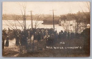 Alta escena de inundación de aguas edificios de personas RPPC Covington Ohio OH postal O4 - Imagen 1 de 3