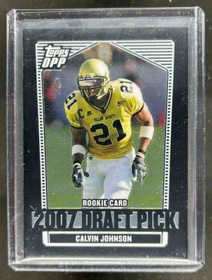 2007 Topps Draft Picks & Prospects Calvin Johnson Chrome Black Rookie RC #132 - Image 1 of 2