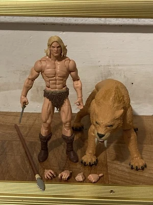 Figura de acción Marvel Legends Zabu & Ka-Zar BAF COMPLETO Foto 1 de 4