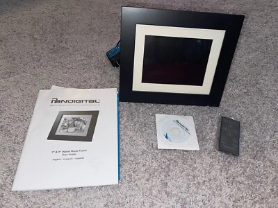 New Pandigital PAN7000DW 7" Digital Picture Frame - Image 1 of 4