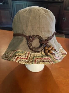 women’s REI Green bohemian bucket hat beaded accessories linen zigzag border - Picture 1 of 9