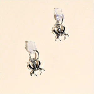 Phone Dust Plug Spider Pendant Decoration For IPhone Type-C Charging Interface - Zdjęcie 1 z 10