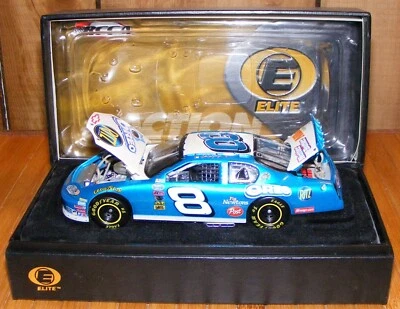 Dale Earnhardt Jr. 2004 RCCA 1/32 Elite #8 Oreo/Ritz - Image 1 of 2
