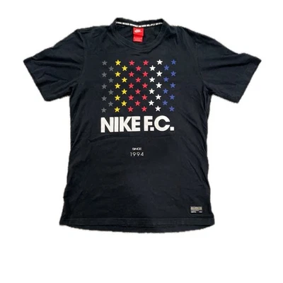 NIKE подлинный F.C. Мужская футболка Golden Star Since 1994 Goal Цвет черный Размер Large - Изображение 1 из 4