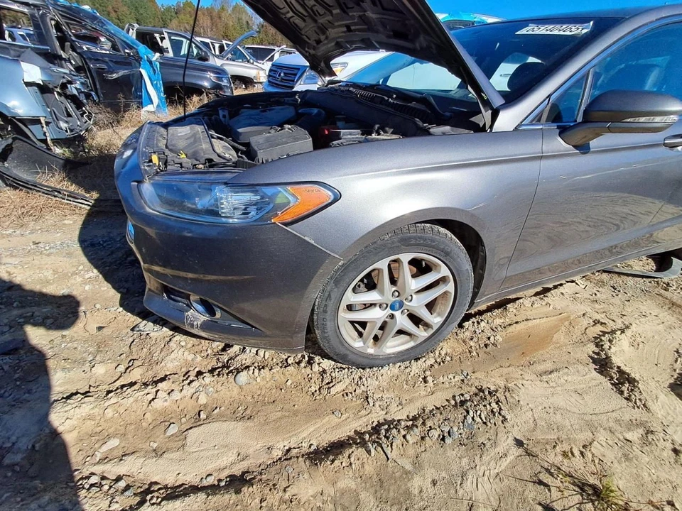 Faro halógeno izquierdo conductor compatible con 13-16 FUSION 2737921 Foto 1 de 3