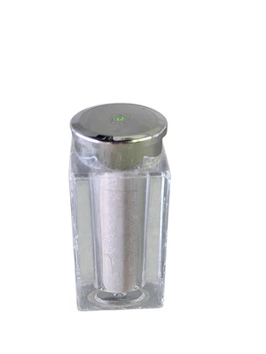 Guerlain Divinora Iridescent Loose Powder Eyes Powder Fairy Silver 02 - Image 1 of 2