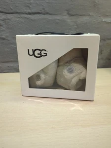 Baby Ugg Bixbee Slippers Infant Size 2 Very Light Use With Box Vanilla - Picture 1 of 13