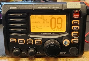 Icom IC-M504 Marine DSC VHF Radio Head Unit - No Mic - Power On Tested - Picture 1 of 7