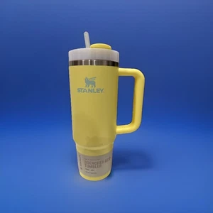 NEW Stanley Quencher H2.0 FlowState 30 oz Tumbler in the color Pomelo - Picture 1 of 16