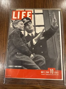 Vintage May 1, 1944 LIFE Magazine - WWII - Airmen's Homecoming Hard Plast Cover! - Imagen 1 de 6