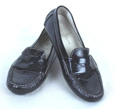 Mocasín plano COLE HAAN charol negro Penny talla 6B  Foto 1 de 4