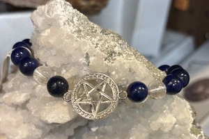 Clear Quartz And Dyed Lapis 8 Mm Round Bracelet With Pentacle Charm - Picture 1 of 4