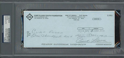Curt Flood Auto 3.5x8.5 Check St. Louis Cardinals (Auto dos veces) PSA/ADN #83933914 Foto 1 de 2