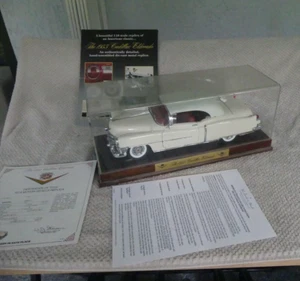 Danbury Mint 1953 Cadillac Eldorado Car 1:16, COA+ - Picture 1 of 14