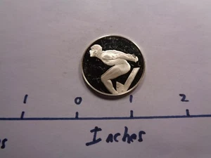 JOHNNY WEISSMULLER TARZAN WINNER 3 GOLD MEDALS SWIMMING SILVER COIN RARE A-1 - Picture 1 of 3