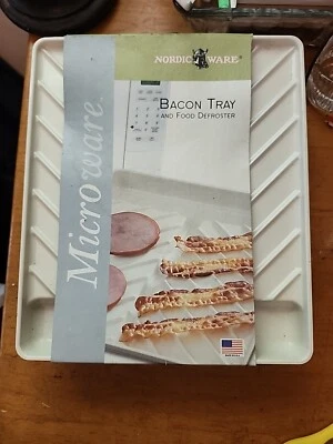 NEW Vintage Nordic Ware Microware Drain Away Bacon Tray - Image 1 of 2