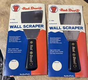 Lot Of 2 NOS Vintage RED DEVIL P13-3F 3” Flex  Plastic Handle Wall Scrapers - Picture 1 of 4