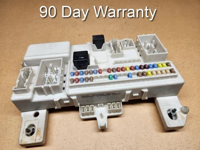 Caja de fusibles interior Volvo S40 V50 C30 2004-2010 pieza # 30728906 Foto 1 de 4