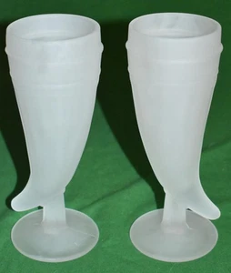 8" White FROSTED Glass BEER  HORNS   Indiana Glass Co    Preowned - Picture 1 of 1