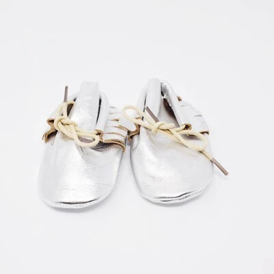 NWOTB C . J . Baby Size 0 - 6 Months Silver Leather Moccasin  - Image 1 of 4