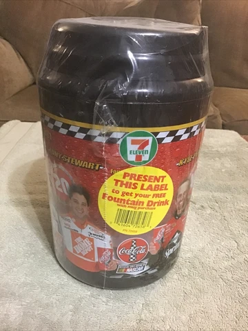 2001 Nascar 7-Eleven BURTON STEWART PETTY JARRETT Coca-Cola 64oz plastic Mug NEW Cover