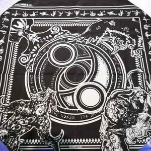 BAYONETTA Official Bandana - Bild 1 von 1