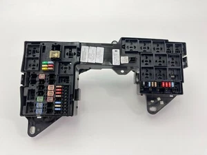 2009 - 2011 JAGUAR XF GENUINE FRONT UNDER HOOD RELAY FUSE BOX 8X2T-14290-GD OEM - Picture 1 of 7