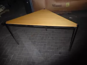 USM Haller Tisch Ecktisch Holzdekor Dreieckform tadelloser Zustand TOPPi - Bild 1 von 5