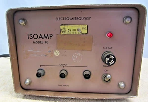 Electro-Metrology , one input to 3 output, ISO-AMP Model 40 --- Working - Picture 1 of 7
